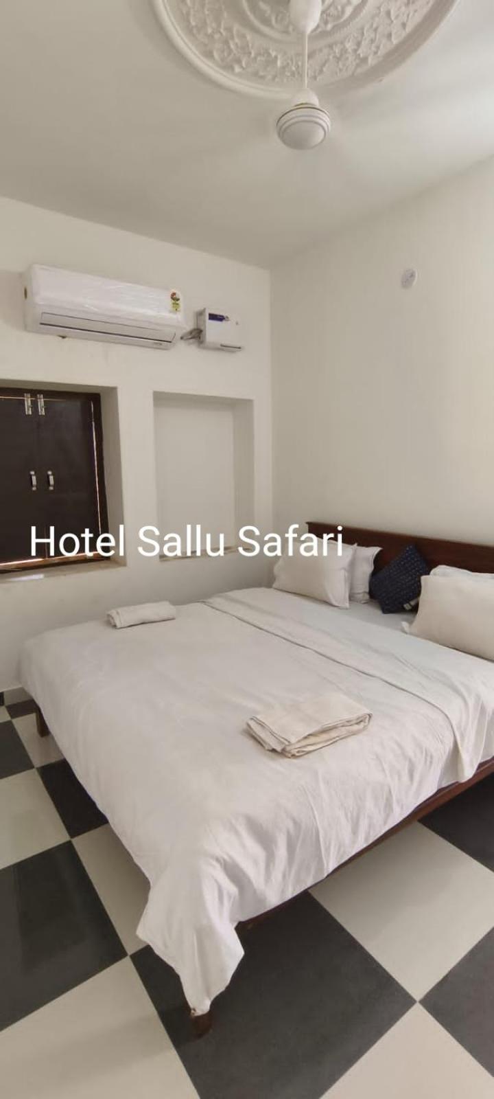 Hotel Sallu Safari Jaisalmer Eksteriør bilde