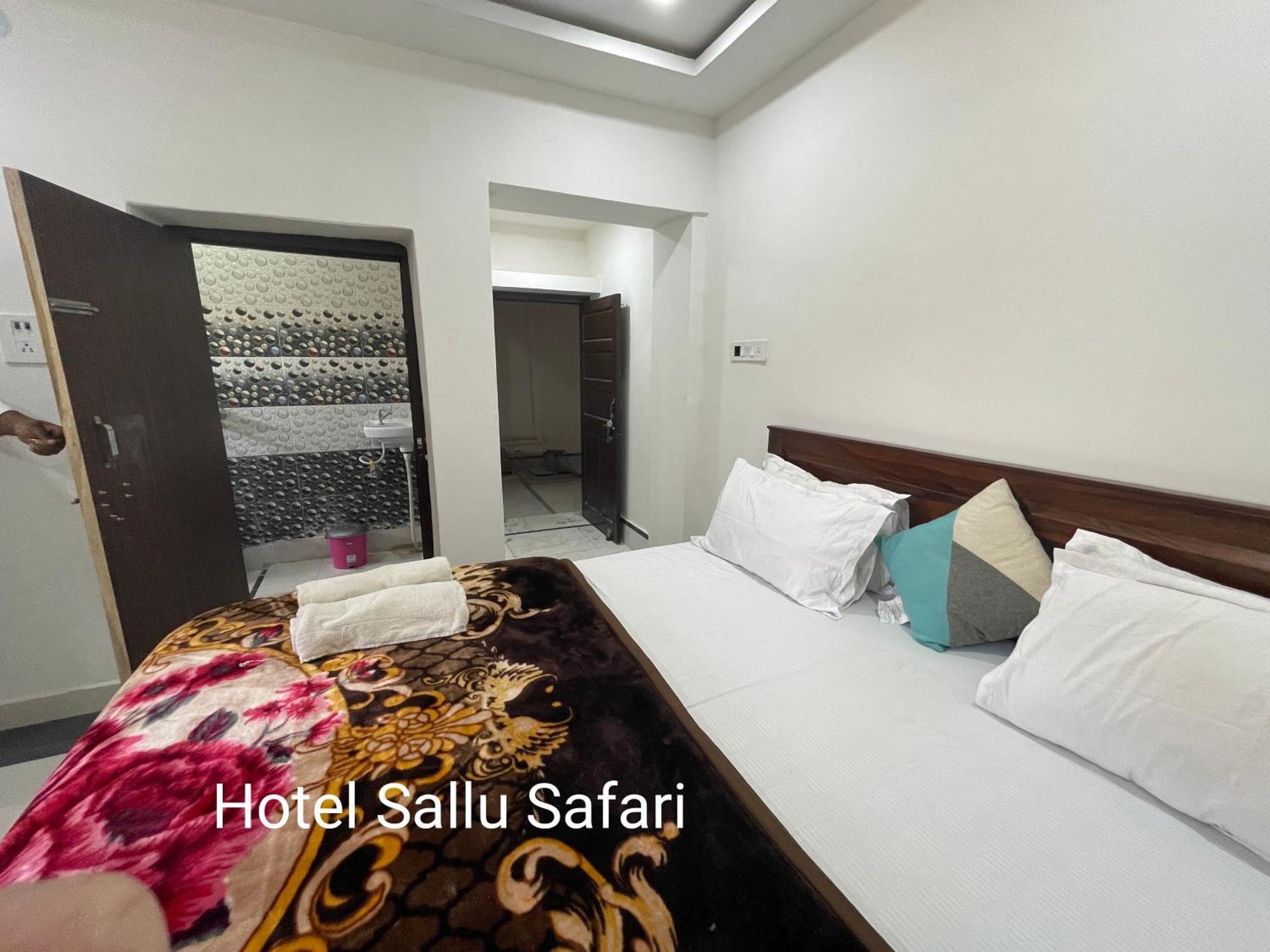 Hotel Sallu Safari Jaisalmer Eksteriør bilde